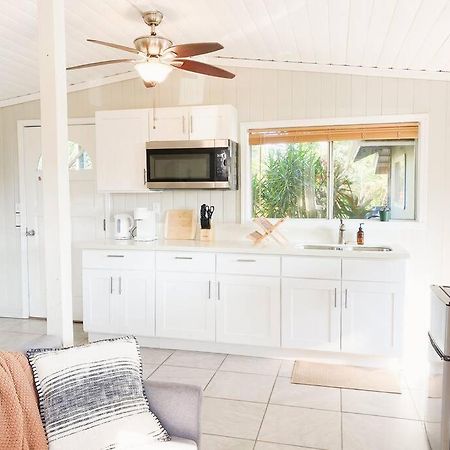 Pineapple Studio, Kitchenette, Private Lanai Keaau Exterior photo